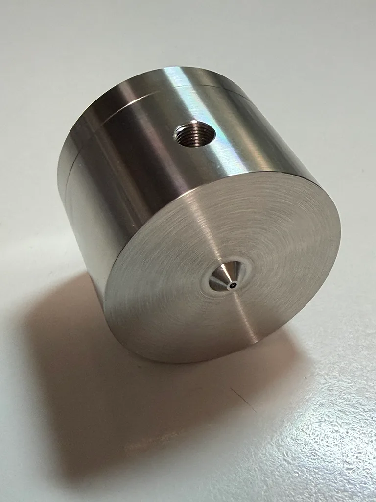 φ1mm,3層チューブダイス 画像2
