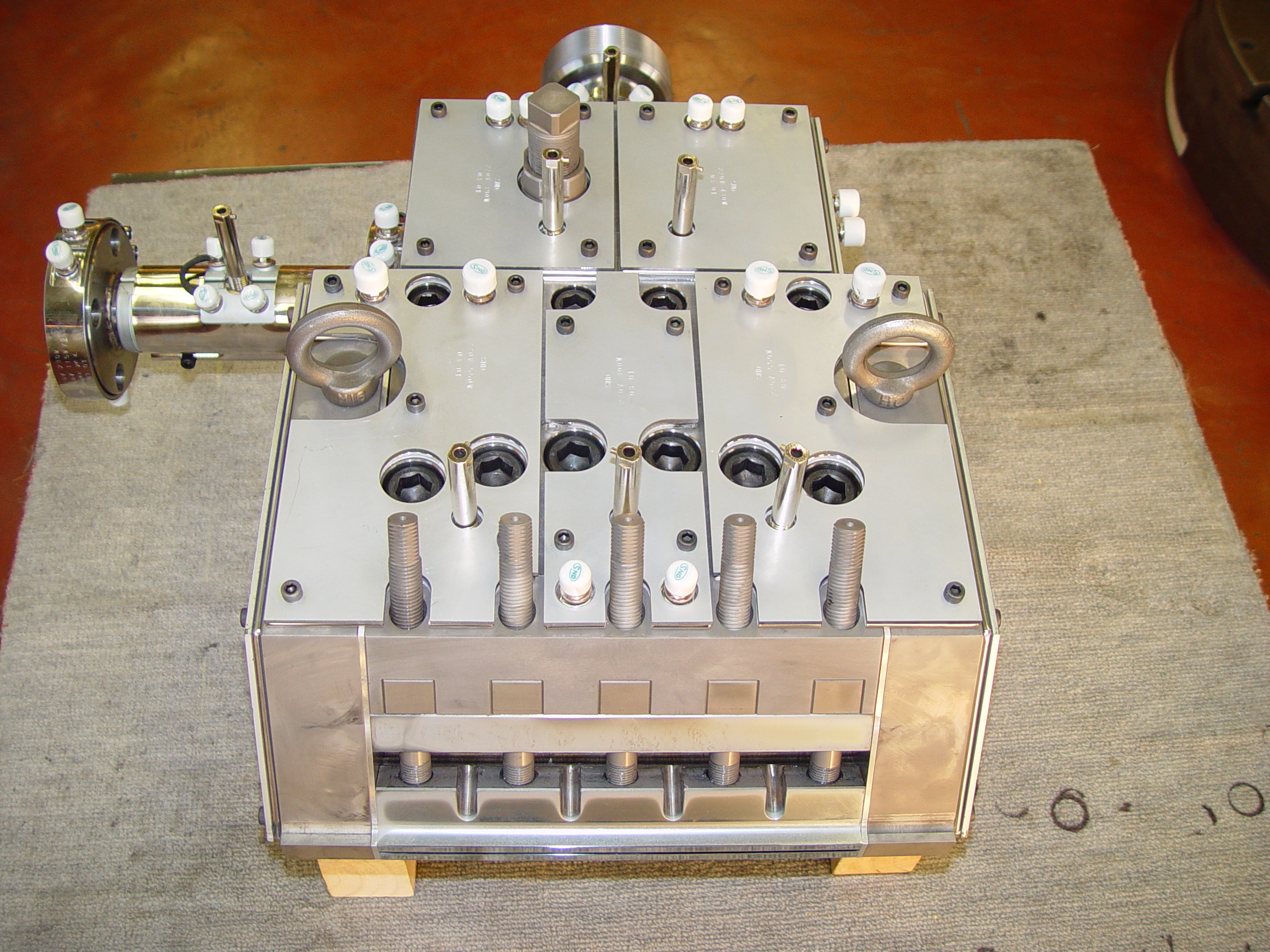 幅250mm,2種3層マルチマニホールド